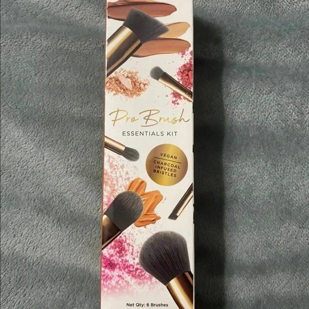 Billion dollar brushes- makeup brush set- set of 6